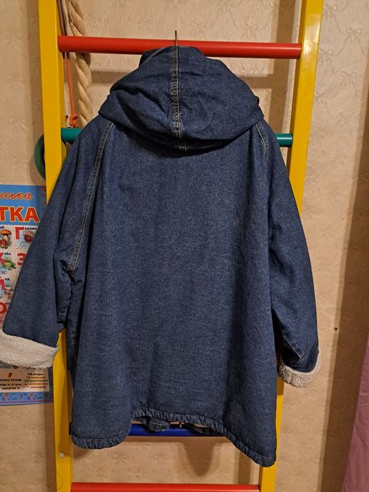 Джинсова куртка оверсайз