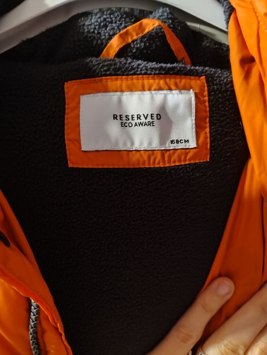 Zimowa kurtka chłopięca r.158 Reserved pomaranczowa