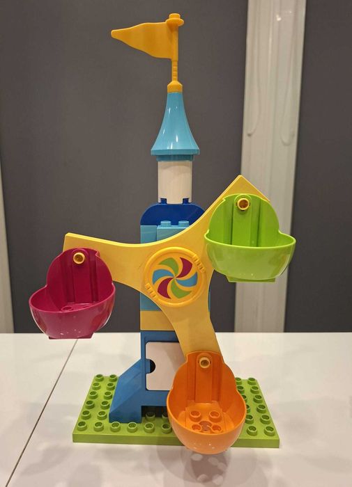 Lego Duplo 10840- Duże wesołe miasteczko
