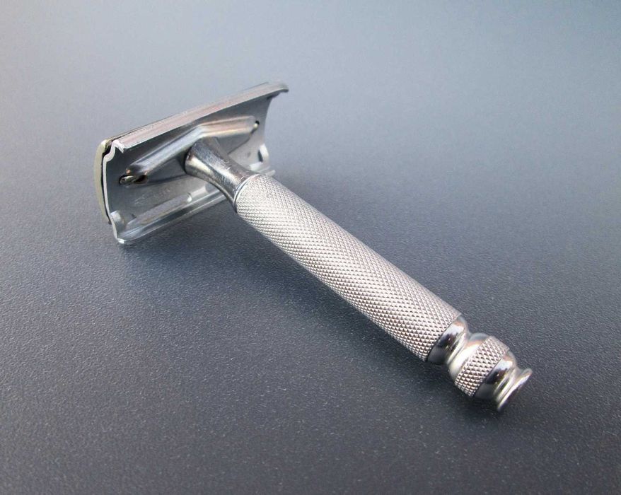 1960's GILLETTE End Ball Handle TECH Máquina de Barbear - Made in England