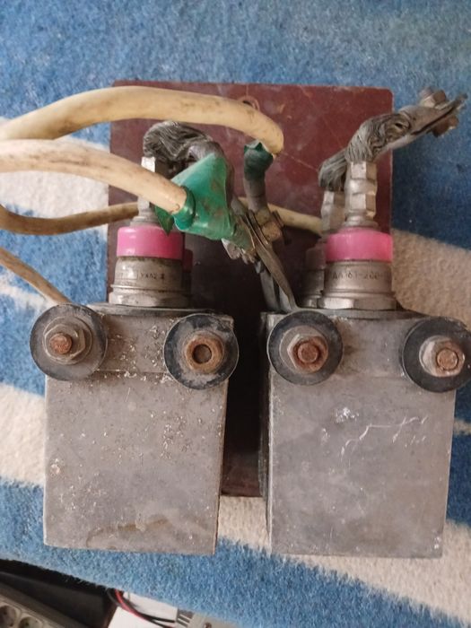 Диоды дл161-200 д242 д243 д248 д233 д215 д235  Тиристоры ку201 ку202