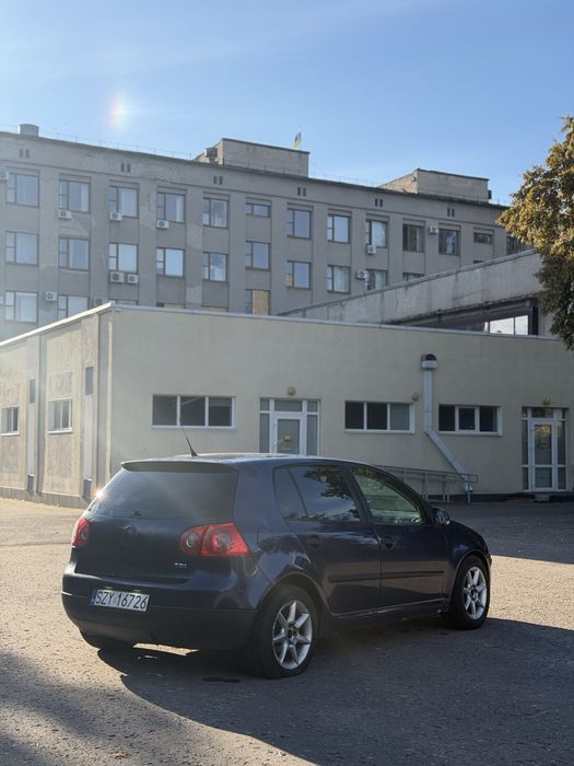 Volkswagen Golf 5 2.0 tdi