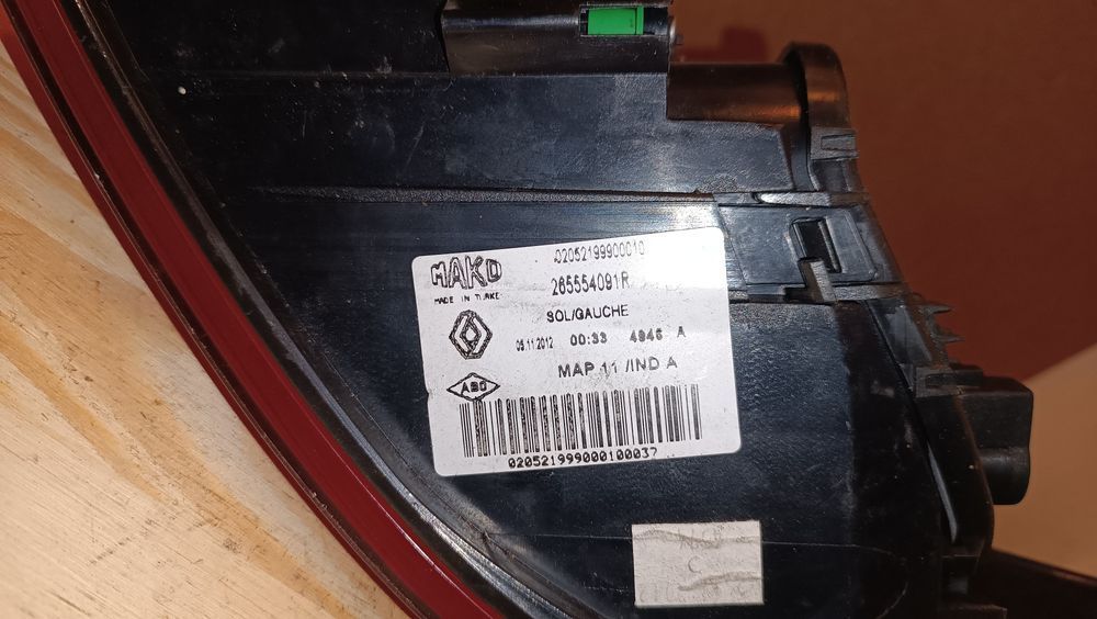 Vendo farolim stop esquerdo de Renault Clio 4 ano 2012/24