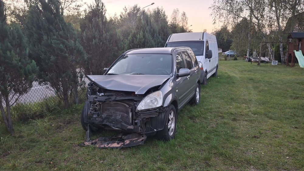 Honda CRV . Uszkodzona.