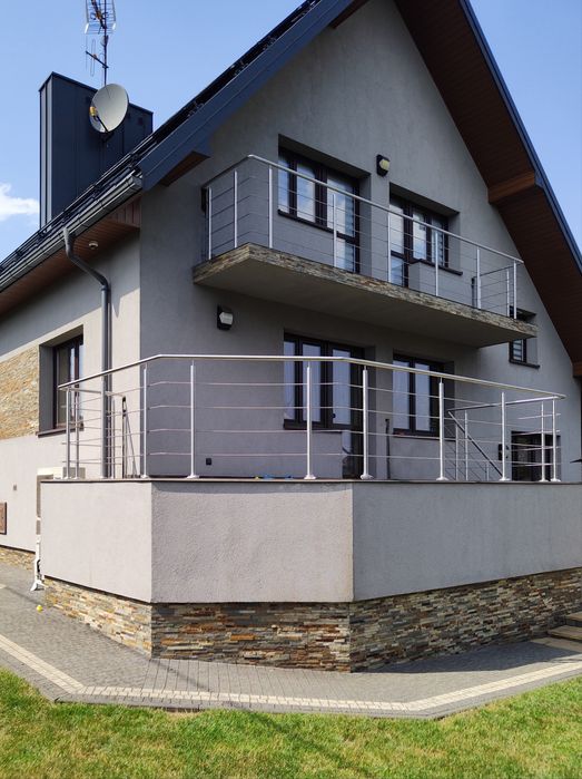 Balustrady balkonowe, tarasowe, schodowe spawane z stali nierdzewnej
