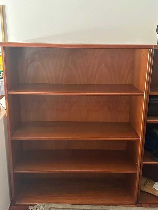 Moveis de Prateleira