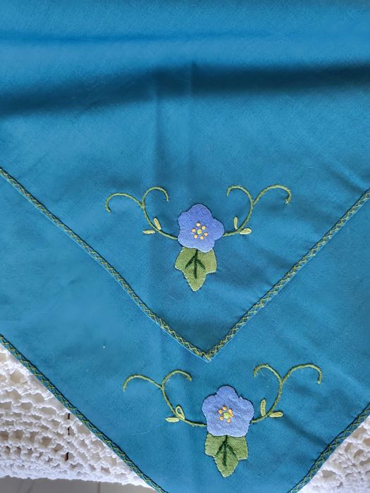 Скатертини ранери доріжки серветки