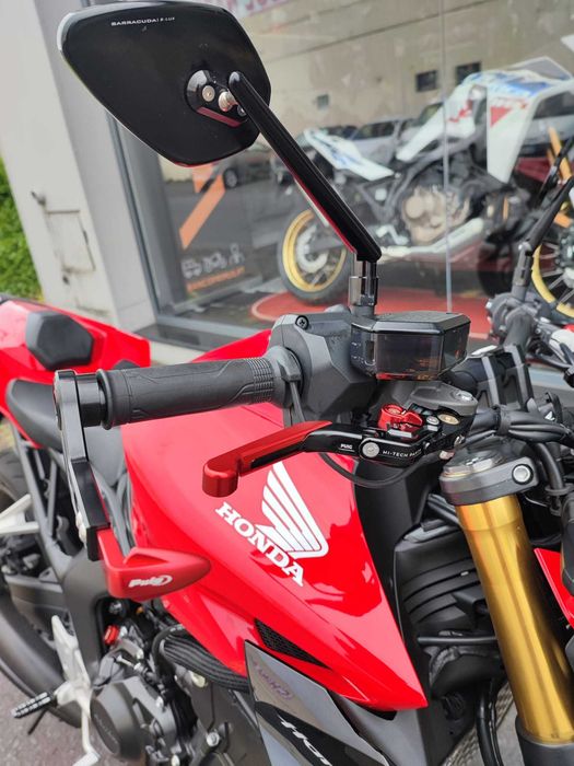 Honda CB 1000 Hornet 2025