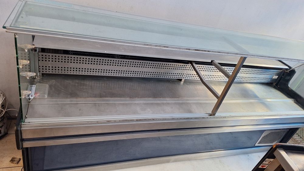 Vitrine de frente vertical