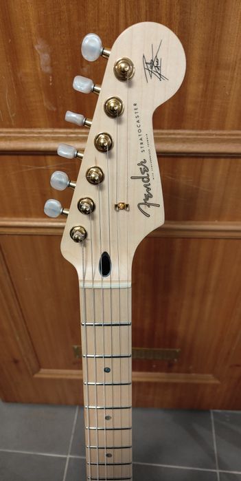 Fender stratocaster Ritchie Kotzen 2023 como nova