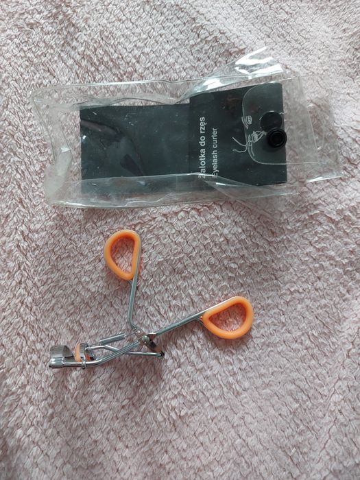 Zalotka do rzęs nowa