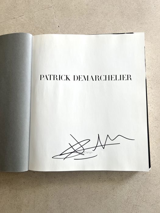 Livro Patrick Demarchelier com assinatura original