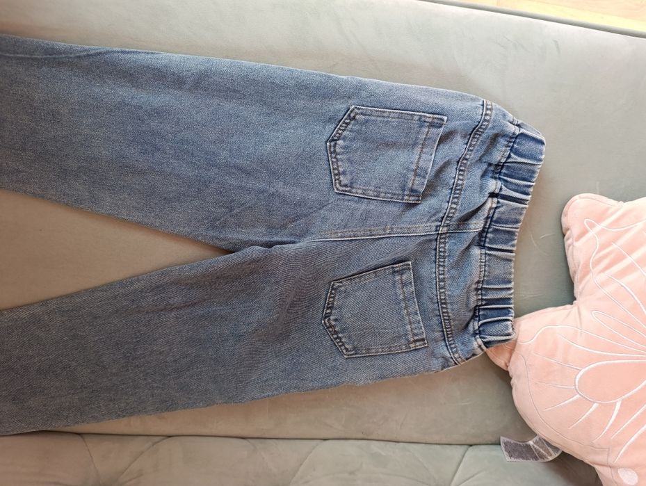 Spodnie jeansowe roz.140
