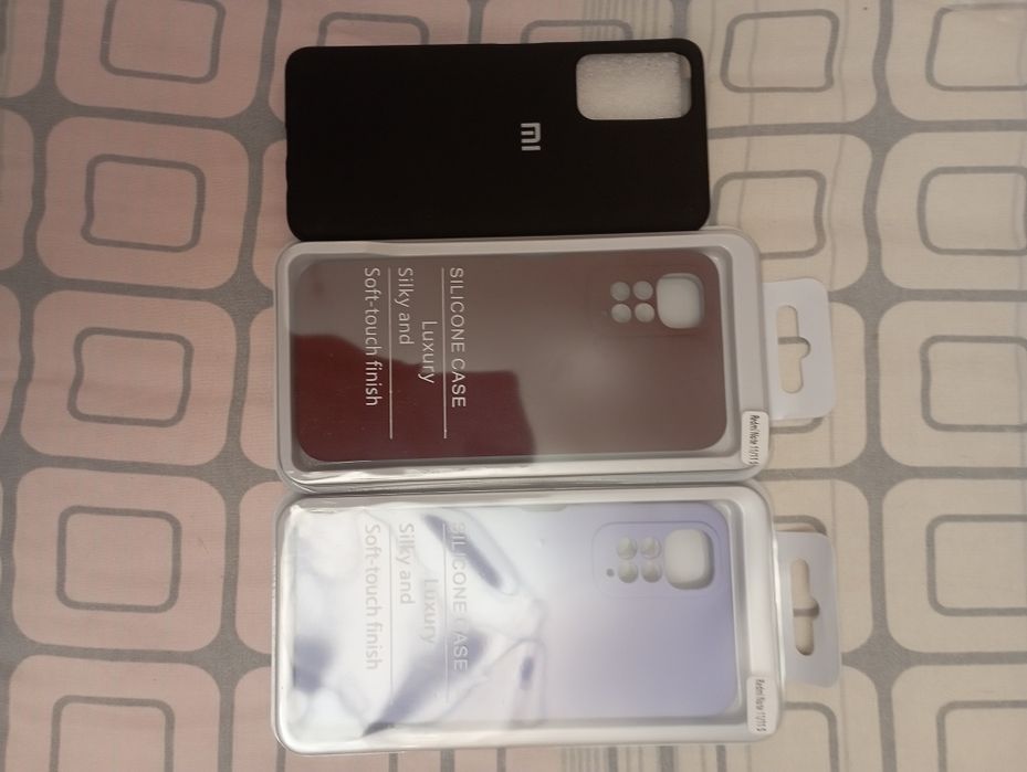 Продам чохли на REDMI