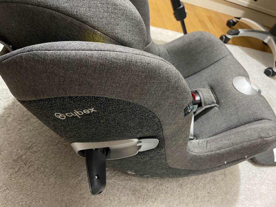 Cadeira auto Cybex Sirona Z2 i-Size + ixofix
