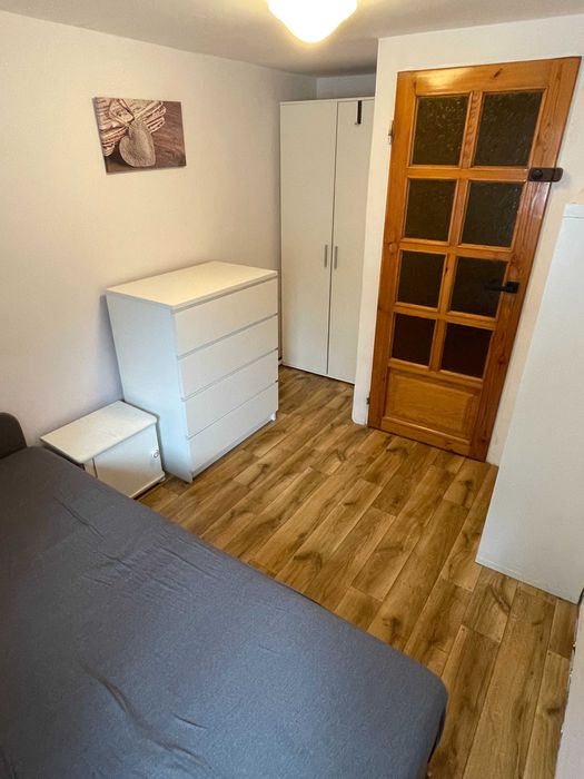 Wynajmę pokój ~9m2 w Warszawie-Radości dla mężczyzny 50+