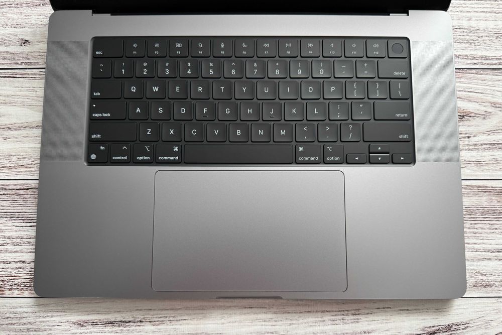 Apple MacBook Pro 16’ 2021 M1 Pro/32Gb/512Gb Space Gray