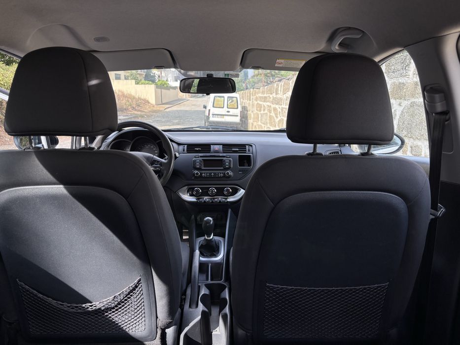 Kia Rio — fotografia 11