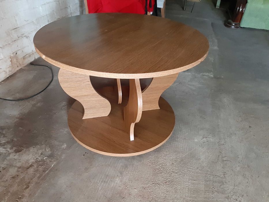 СРОЧНО. Продам столик журнальный.