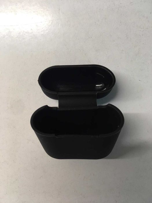 Capa Airpods Preta