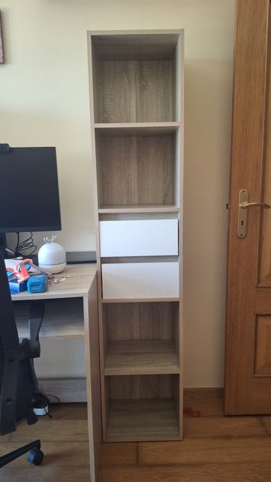 Estante Livreiro Vertical com Gavetas (Estilo Carvalho/Branco) – Como Nova