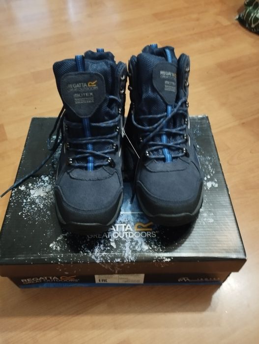Nowe buty Regata męskie