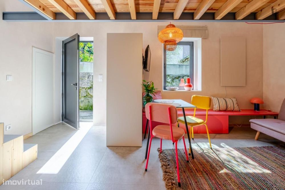 Casa com 1 quartos - localizado em Lordelo do Ouro Porto