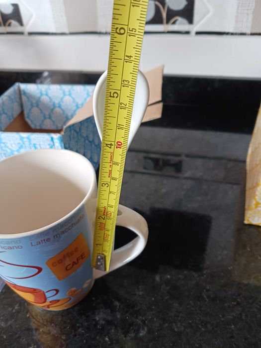 Caneca nova com caixa . Chá ou café