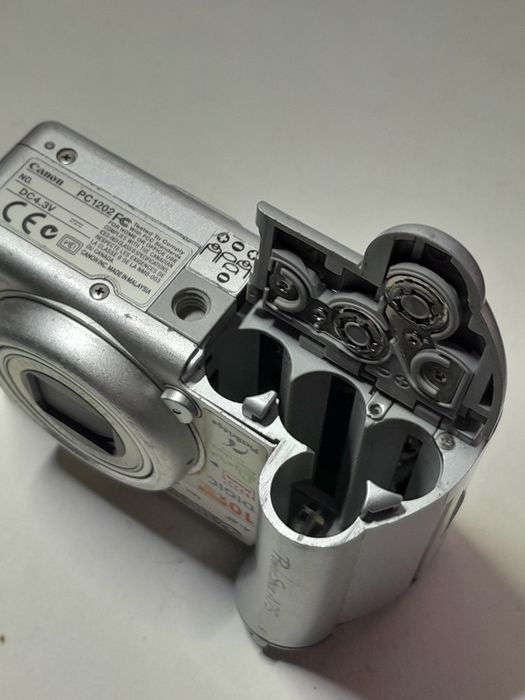 Фотоаппарат Canon PowerShot  A75