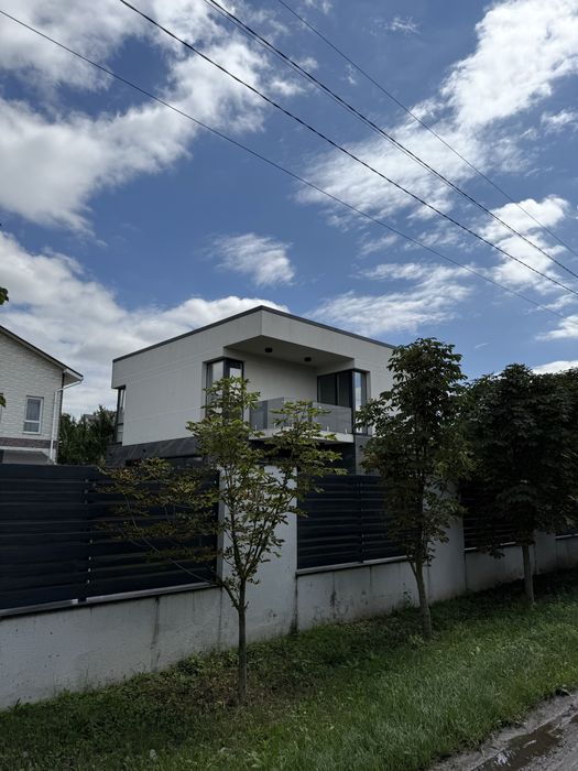 Продам СУЧАСНИЙ БУДИНОК 140м2, ГАЗ, ландшафт, стиль та комфорт, с.Гора