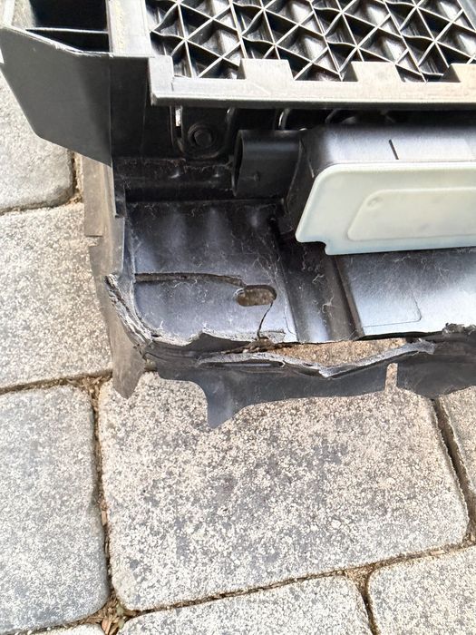 жалюзі Volvo c 40