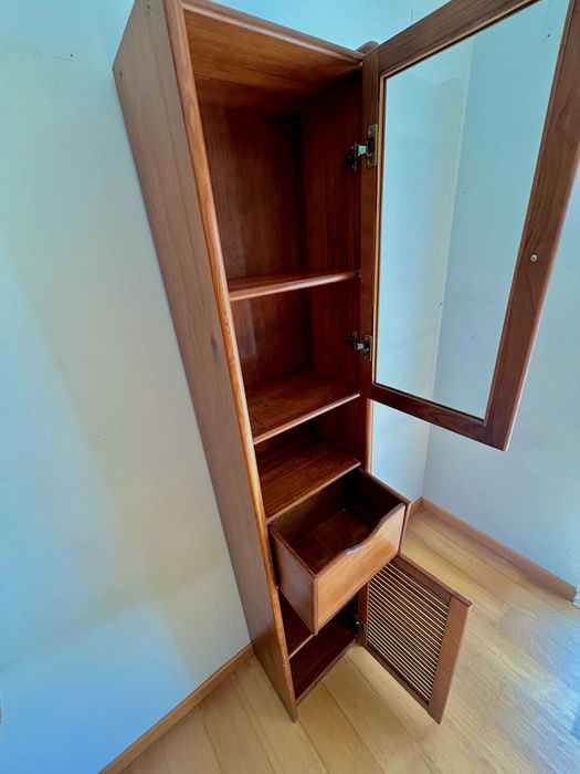 Armários modulares em pinho maciço com módulo de canto – 3 peças