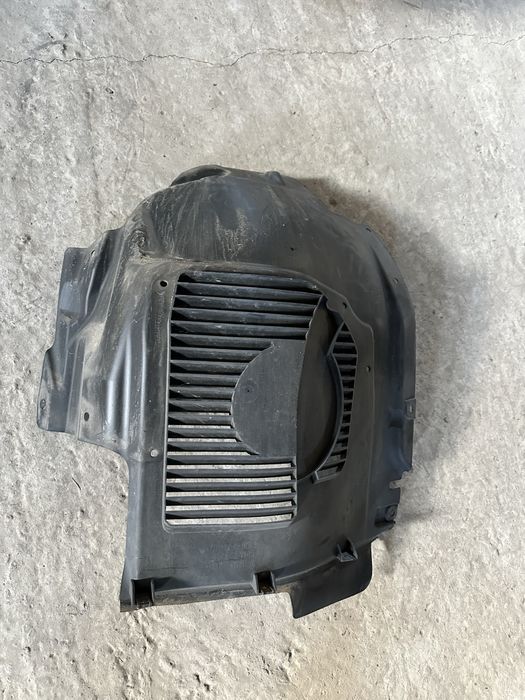 Підкрилок лівий, локер, дорестайл Tesla Model S, Розборка Тесла С