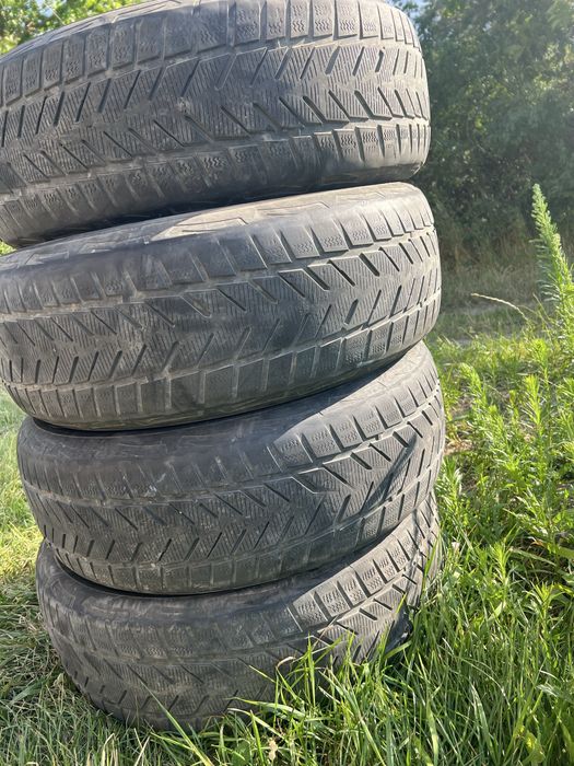 Шини всесезонки 235/65 R17