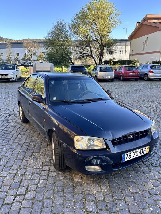 Huindai Accent  1999