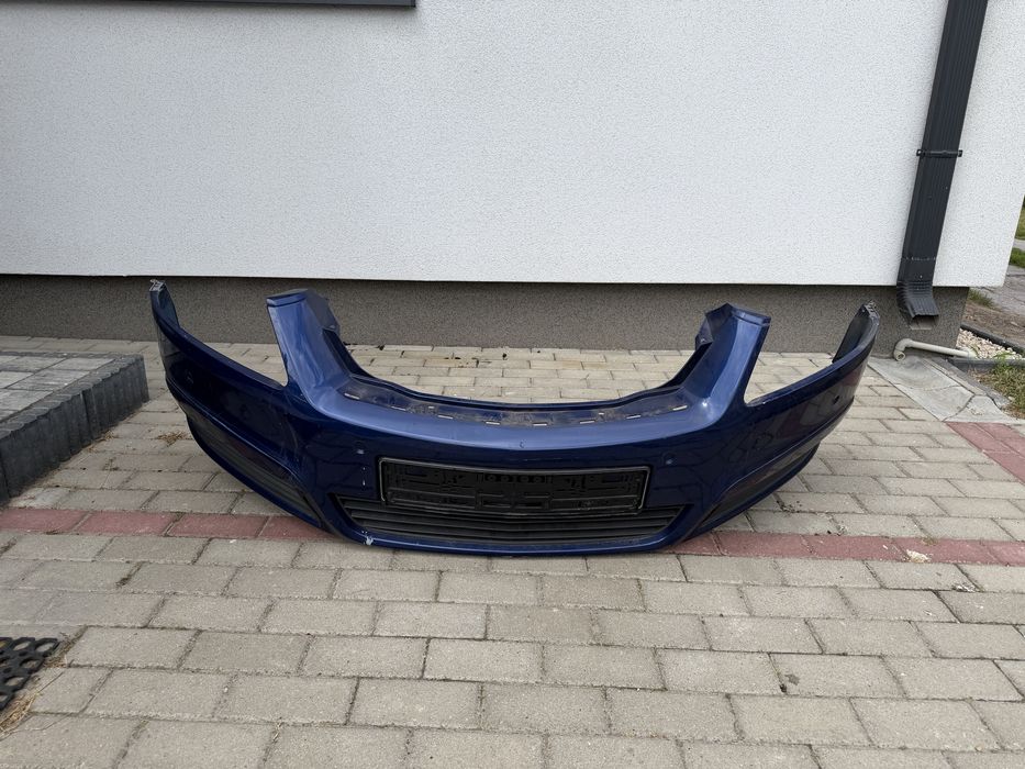 Zderzaki przednie Opel Corsa D