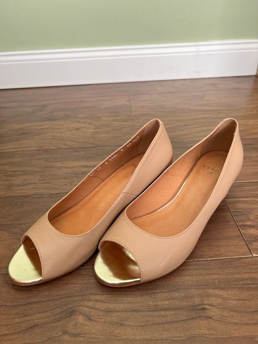 Buty damskie beżowe Badura rozmiar 38