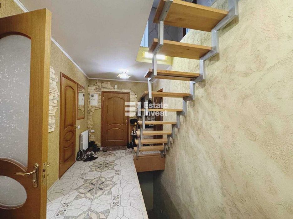 Продам будинок у м. Полтава, вул. Шолом Алейхема, 15