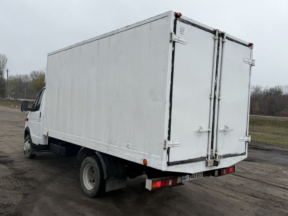 Продам дизельную газель 4 метра