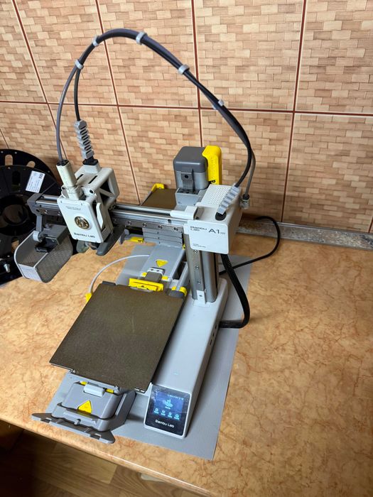 3D принтер Bambu Lab A1 mini + swapmod + 4 пластини