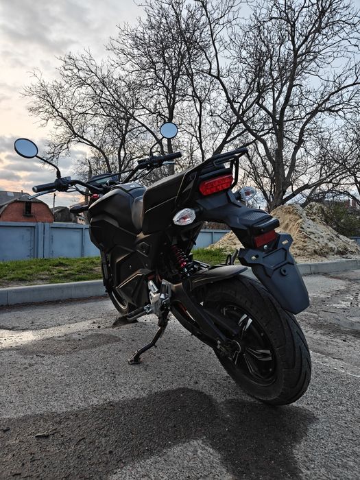 Электрический мотоцикл HECHT STRATIS BLACK