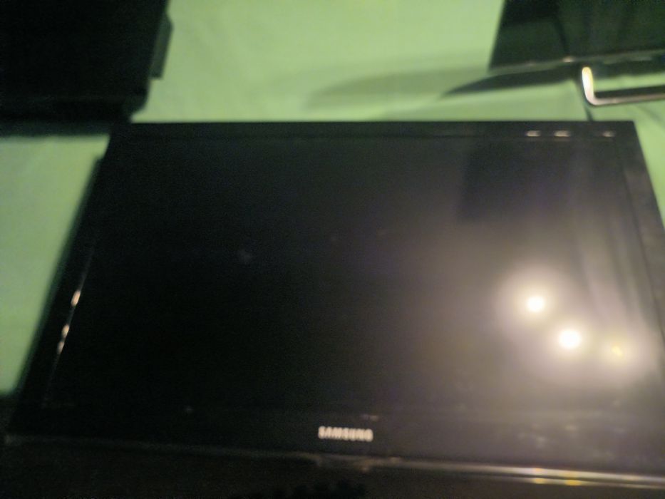 Lcd Samsung  94 cms