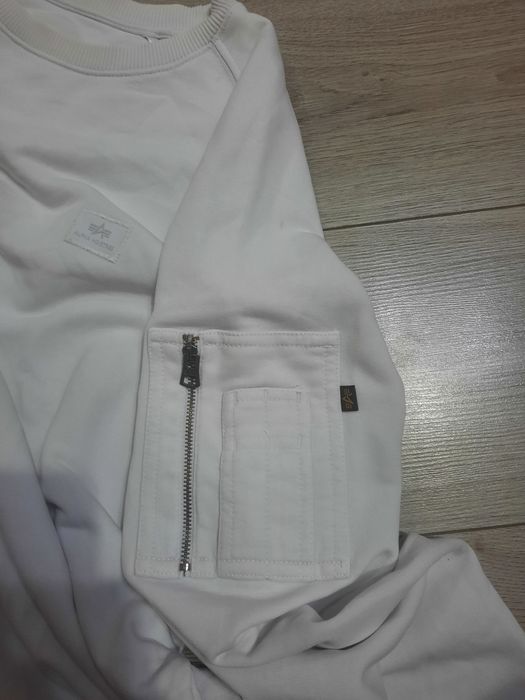 Alpha Industries Essential Crewneck