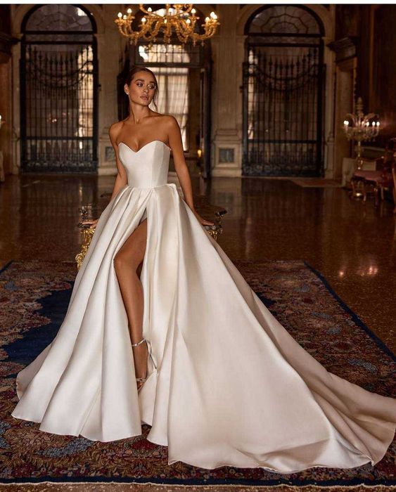 Продається весільна сукня (б/в)