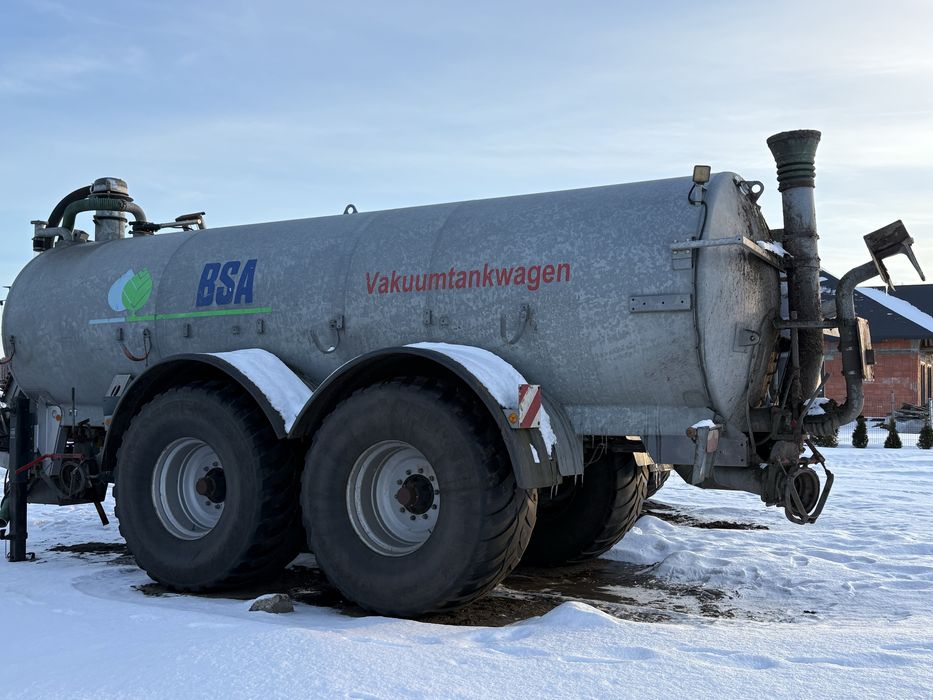 Beczkowóz Bauer BSA 18500 litrów ramię ssące turbonapełniacz