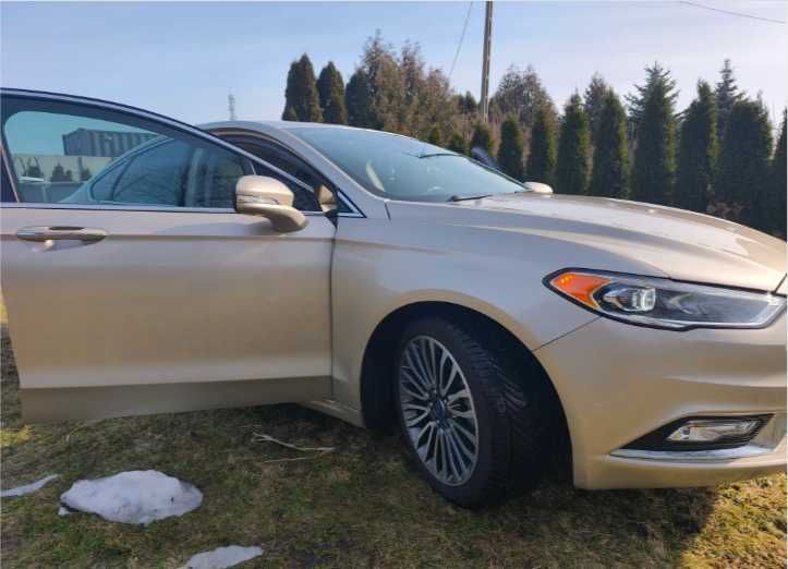 Ford Fusion Hybrid 2018 року, двигун 2.0 Hybrid