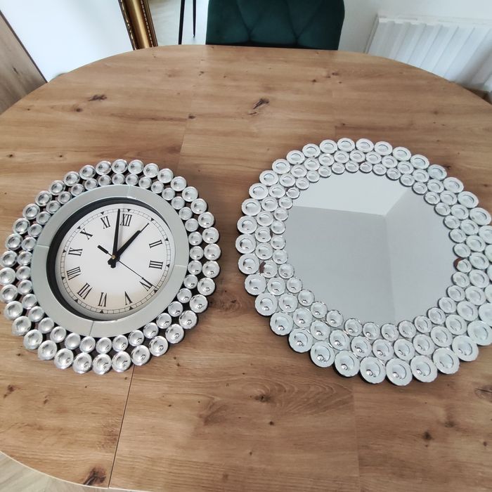 Zegar kryształowy ścienny z H&Y