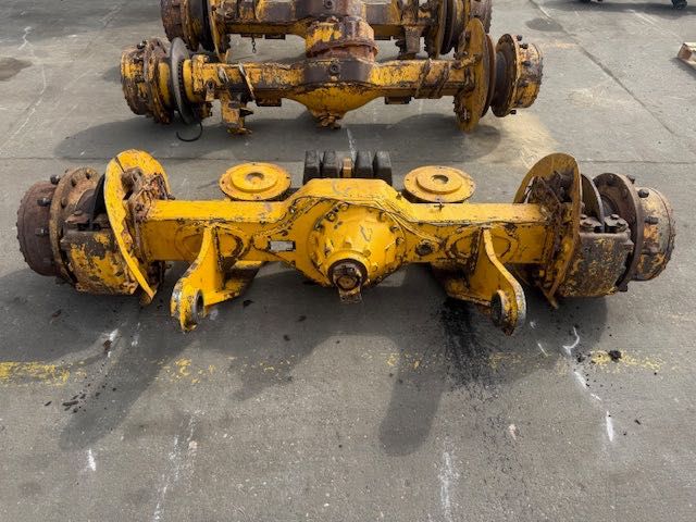 BELL B25 oś napędowa przenia używana