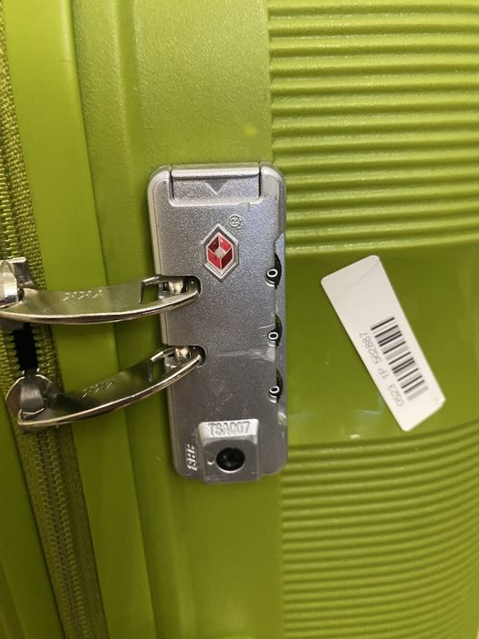 Дорожный чемодан Kono Luggage