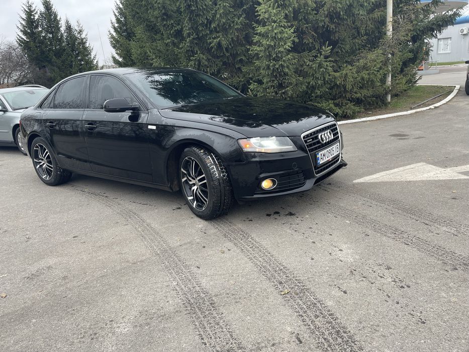 Ауді А4 2012рік